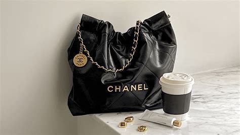 black chanel handbag with white cc|where to buy chanel 22.